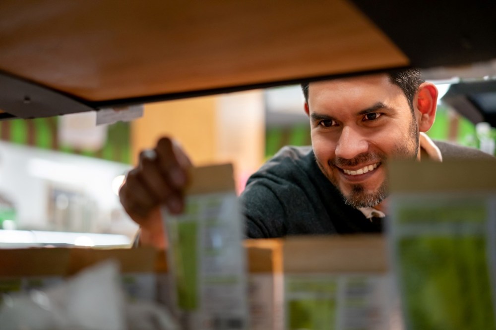 Hero image for 4 challenges to increasing brand resonance with modern consumers