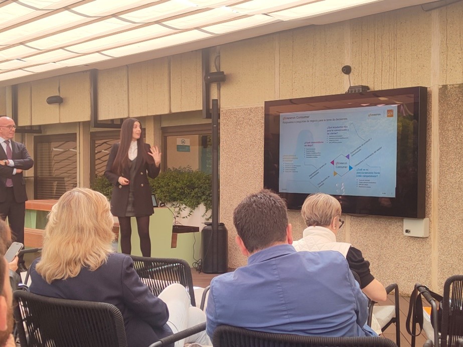 Imagen dentro del contenido 6 de GfK RetailTech Xperience: Estrategias para potenciar las ventas y fortalecer la marca en retailers de TCG