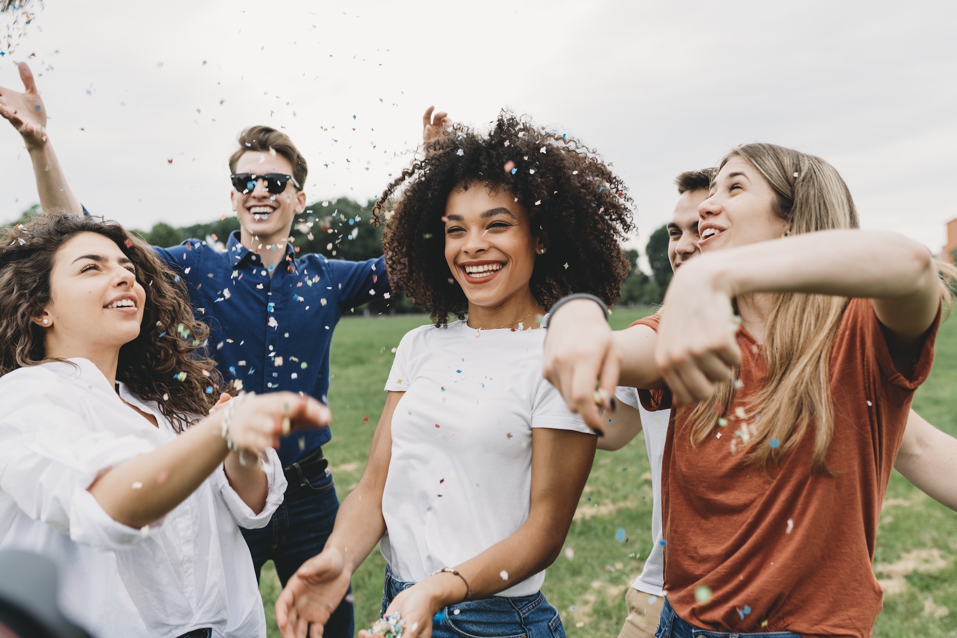 Cover image 1 for Finding Common Ground: Liz Taylor’s Story of Inclusion and Empathy – an NIQ Diversity Equity Inclusion Podcast