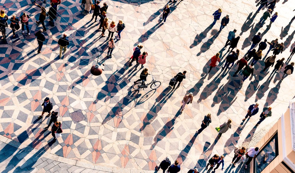 Hero-Bild zu Geomarketing-Webinar zur Besucherentwicklung 2025